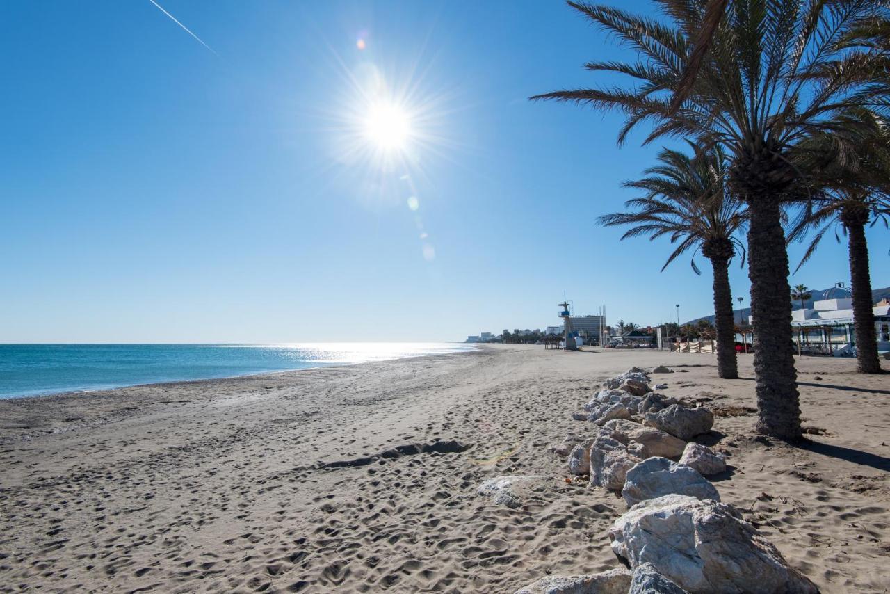 Alamar The Best Luxury Apartment On The Beach Торремолинос Экстерьер фото