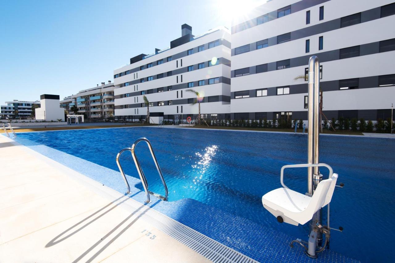 Alamar The Best Luxury Apartment On The Beach Торремолинос Экстерьер фото